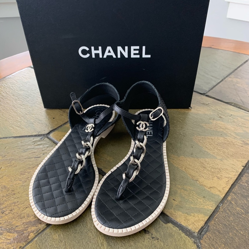 Chanel Black sandals with silver hardware